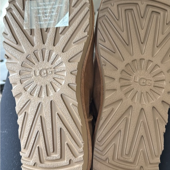 Women's Brown Boots - Picture 4 of 4